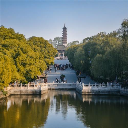 南京旅游必去景点：夫子庙秦淮风光带、总统府景区以及钟山风景区，不可错过的好去处！